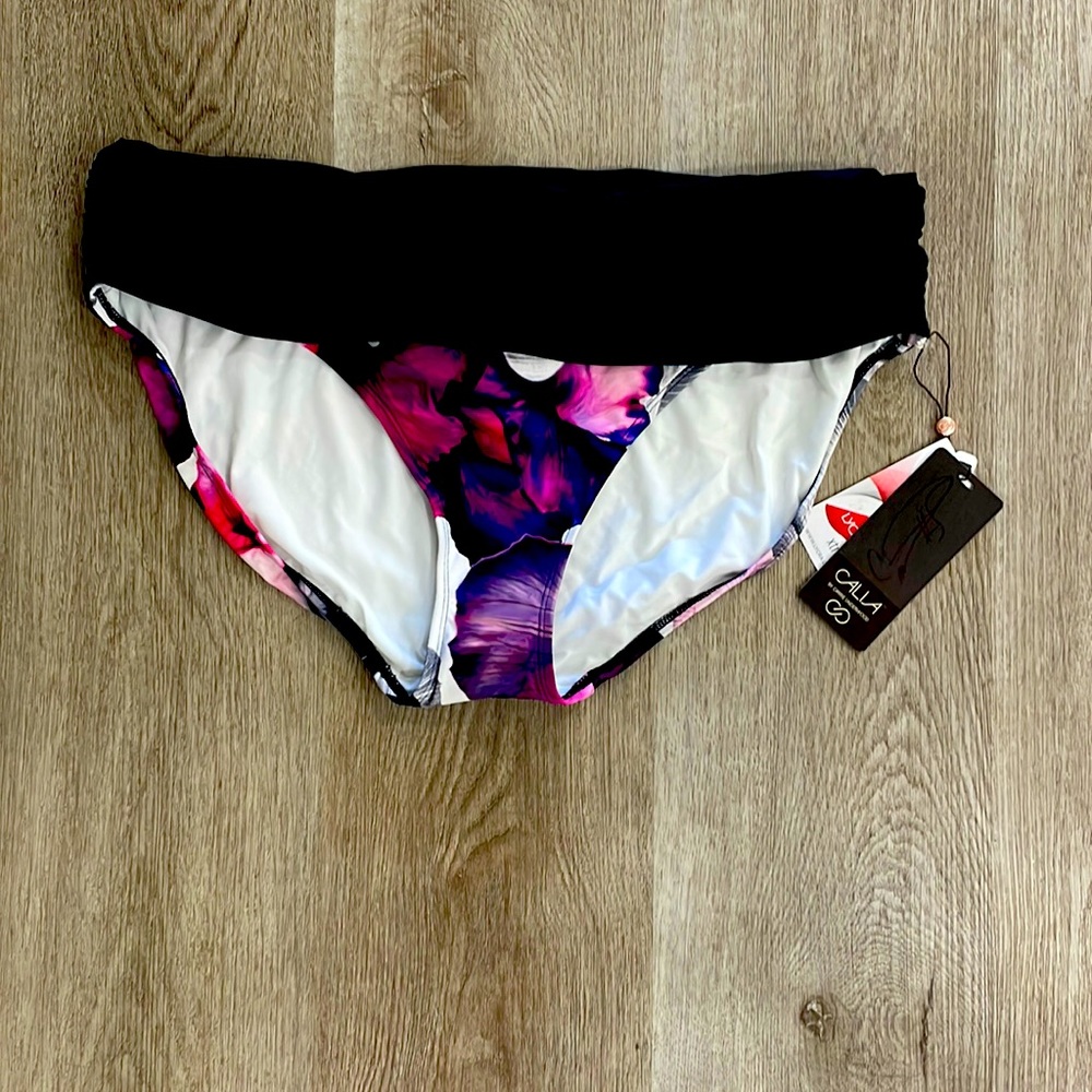 Floral swim bottom